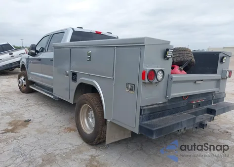 2023 Ford F-350 Xlt z USA, uszkodzony, nr VIN 1FT8W3DN5PEE00688